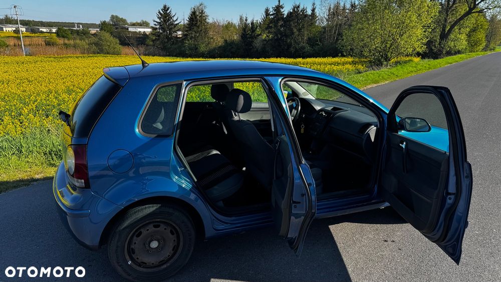 Volkswagen Polo 1.4 TDI Comfortline - 5