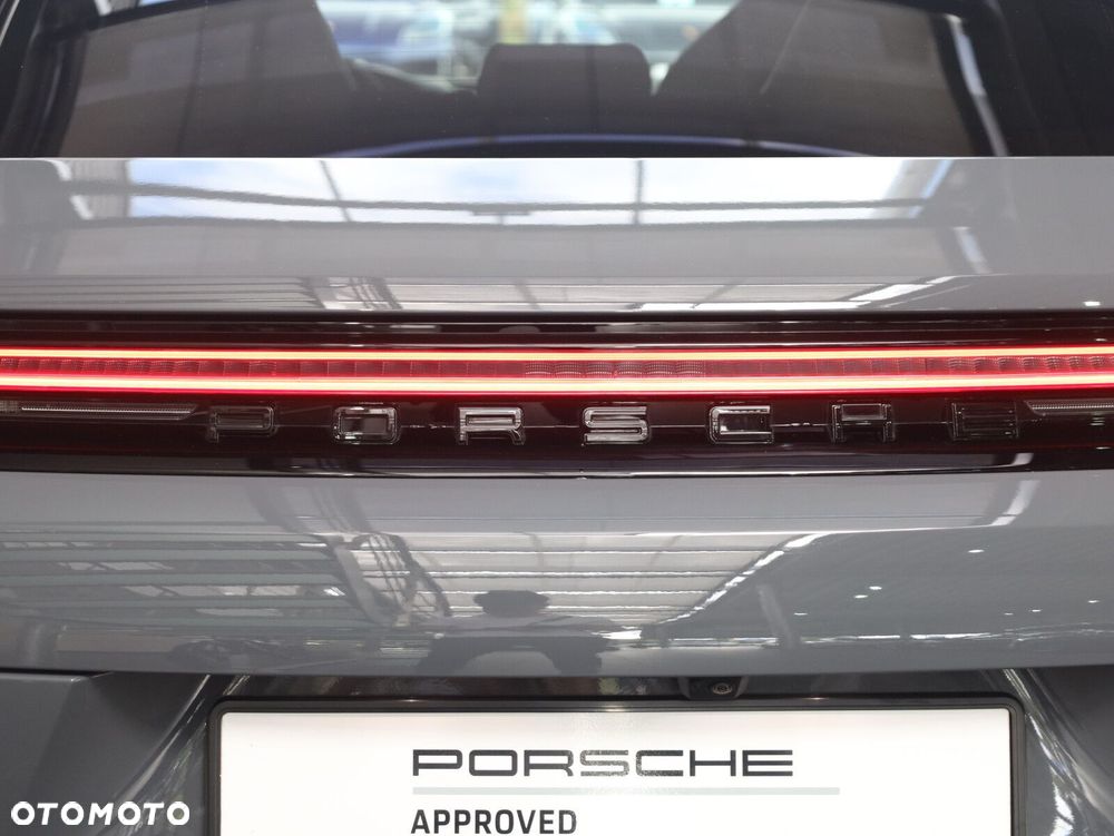 Porsche Panamera - 33