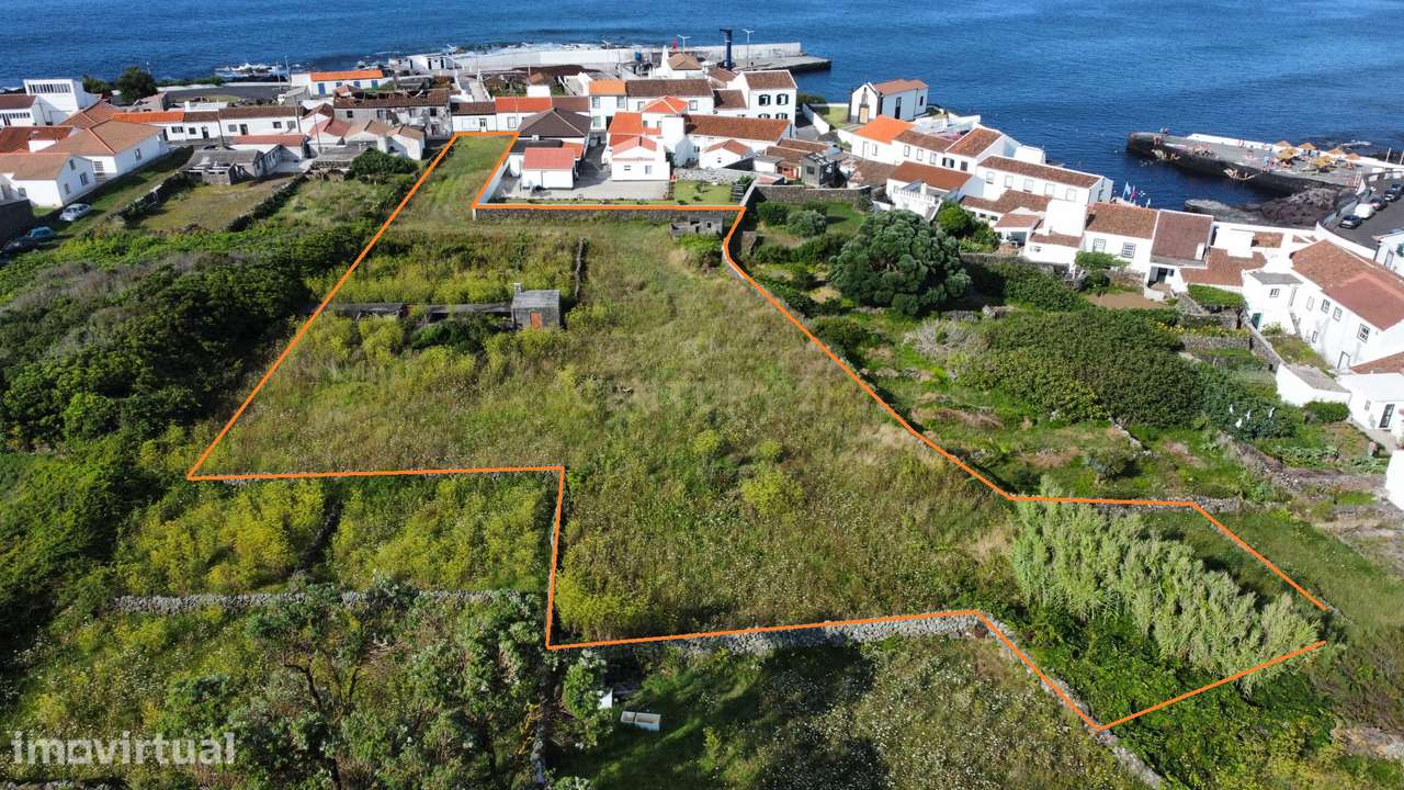 Terreno à Venda em Santa Cruz da Graciosa - Grande imagem: 2/4