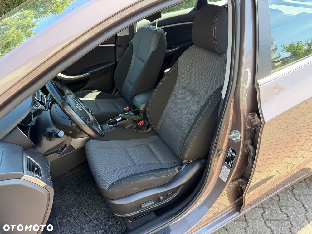 Hyundai i30 blue Kombi 1.4 YES Gold - 22