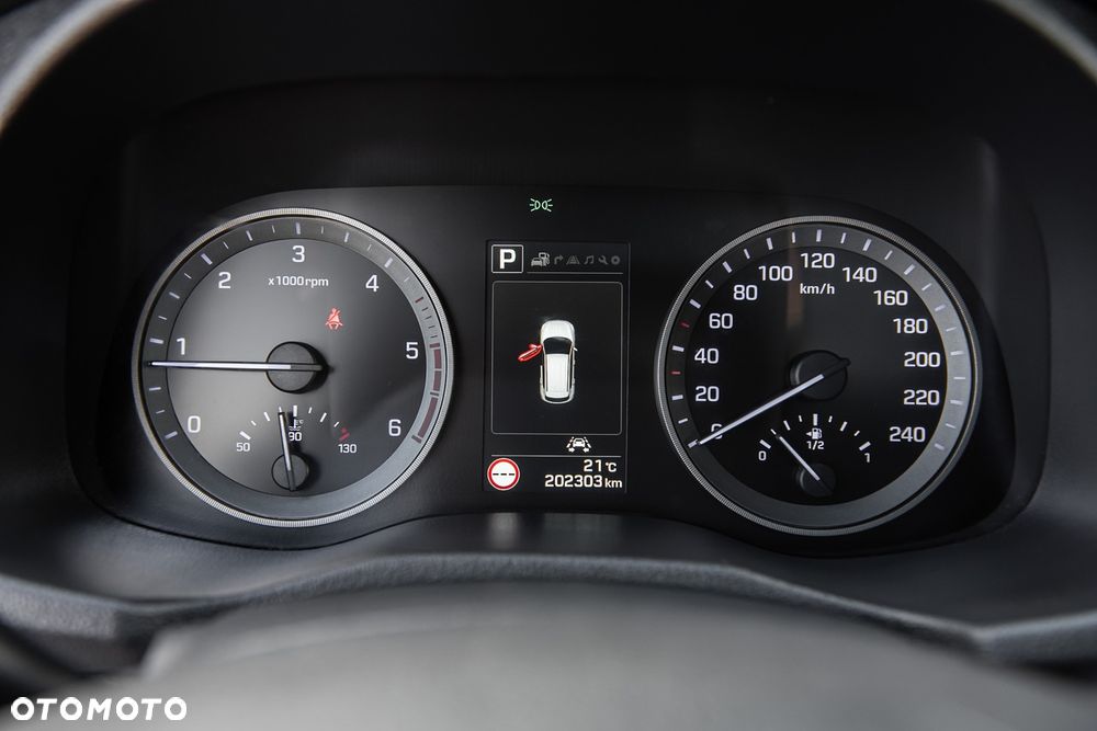 Hyundai Tucson blue 1.7 CRDi 2WD DCT Premium - 20