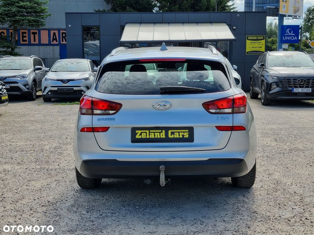 Hyundai i30 1.6 D GO - 6