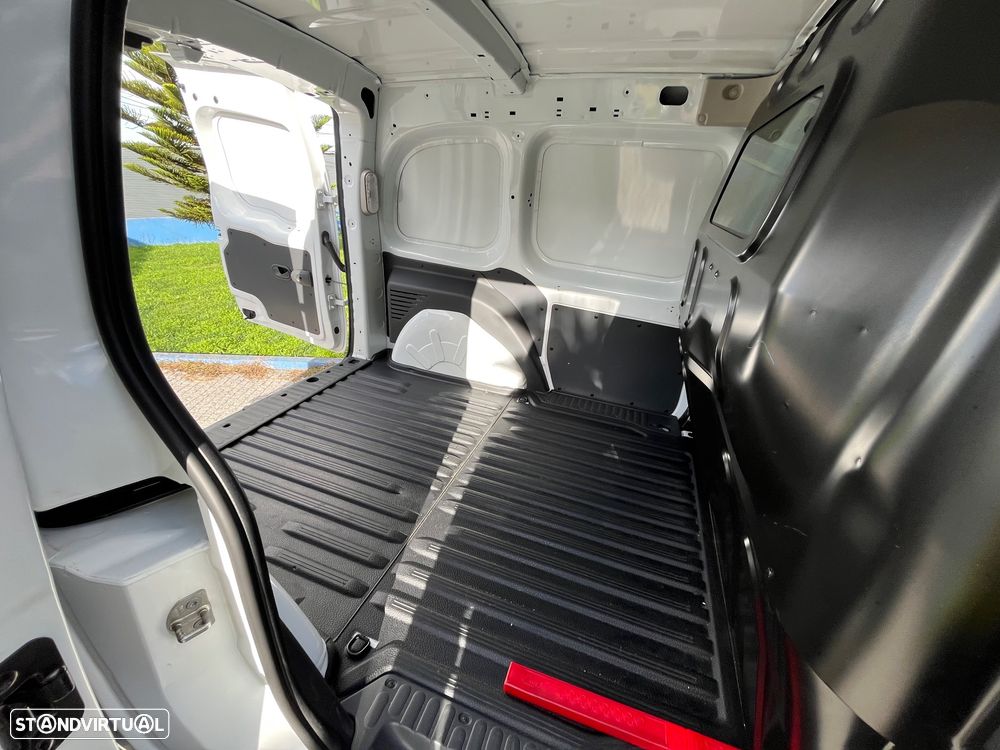 Renault Kangoo 1.5 dCi - 23