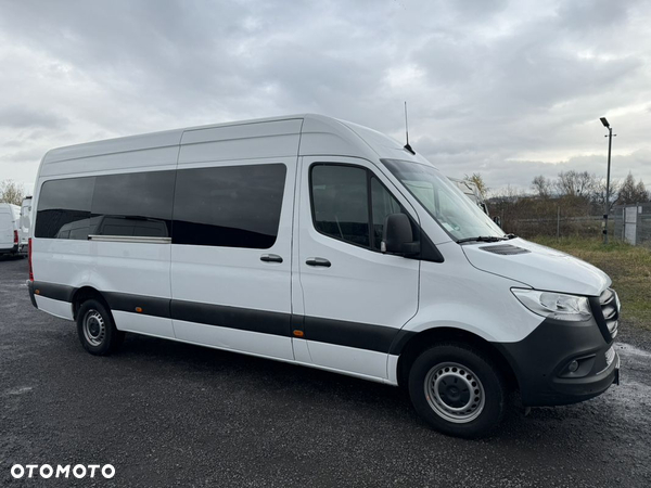 Mercedes-Benz Sprinter 9 os Nawigacja Kamera Cofania Tempomat