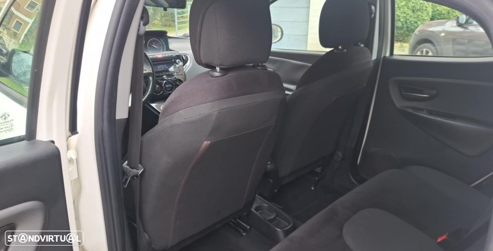 Lancia Ypsilon 1.3 M-jet S&S Urban - 15