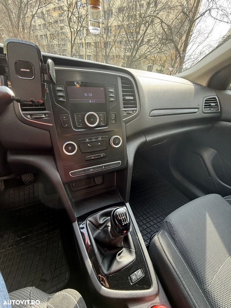 Renault Megane - 13