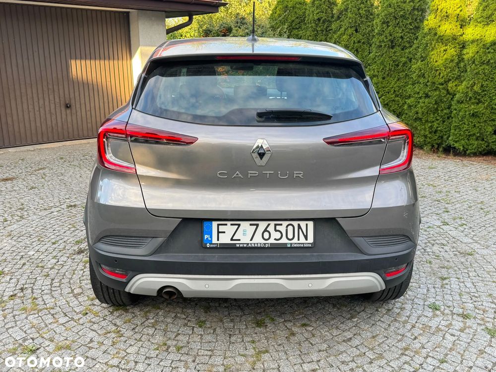 Renault Captur - 13