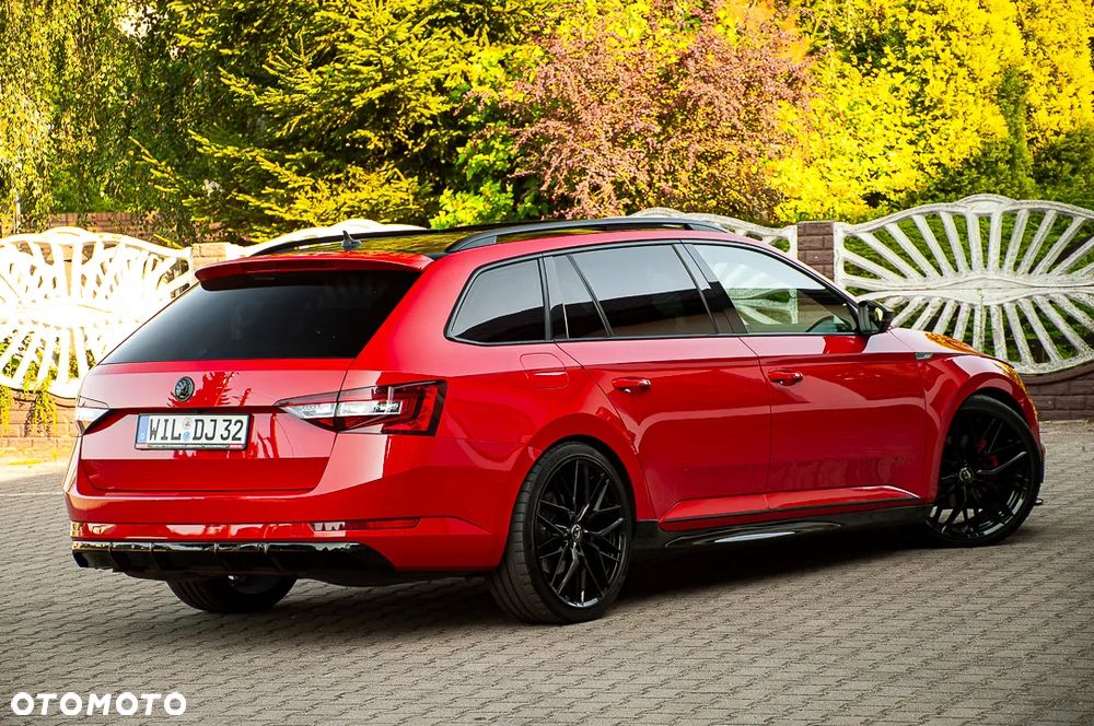 Skoda Superb 2.0 TDI 4x4 DSG Sportline - 4
