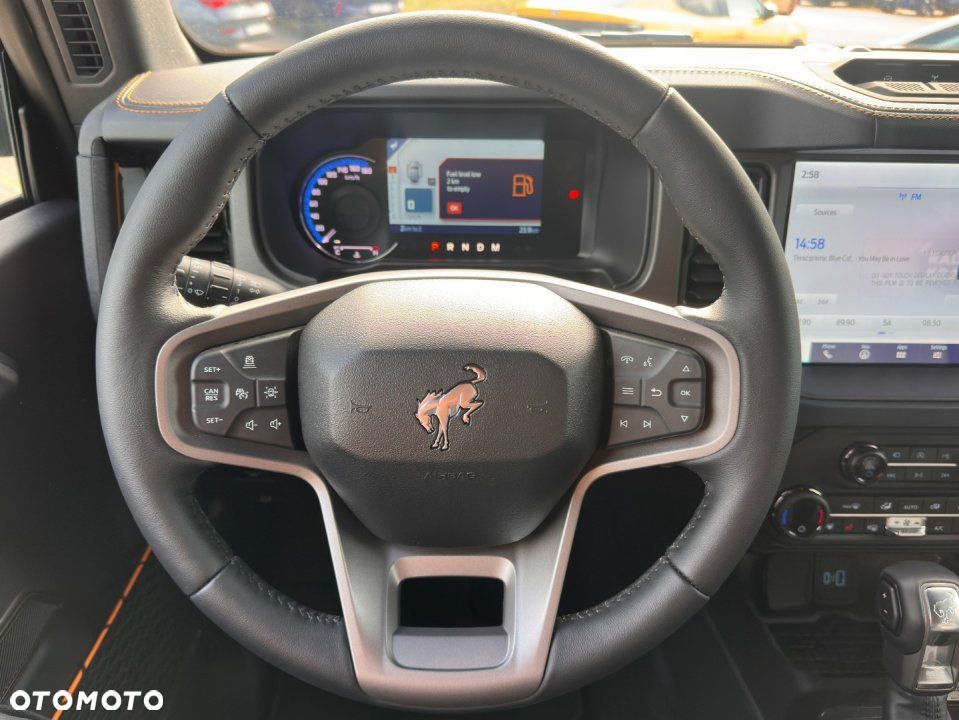 Ford Bronco - 17