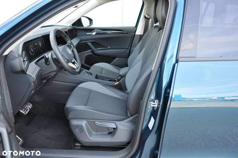 Volkswagen Tiguan - 12