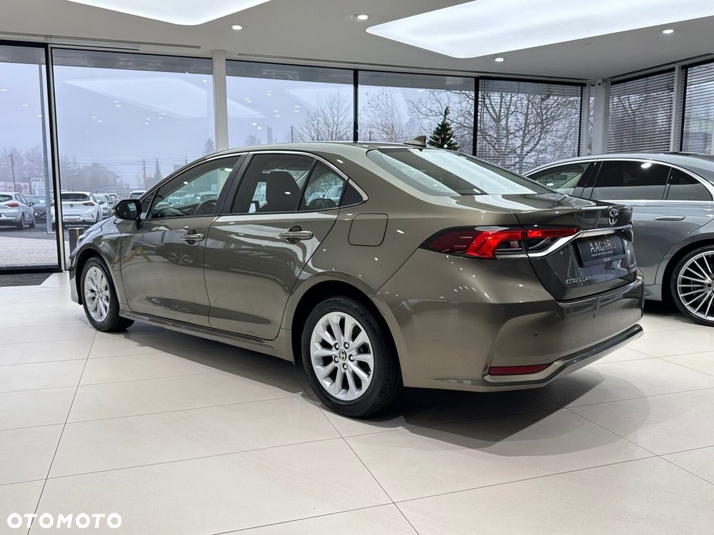 Toyota Corolla 1.8 Hybrid Comfort - 3