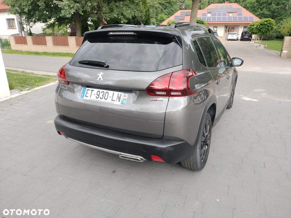 Peugeot 2008 1.2 Pure Tech Style S&S EAT6 - 7