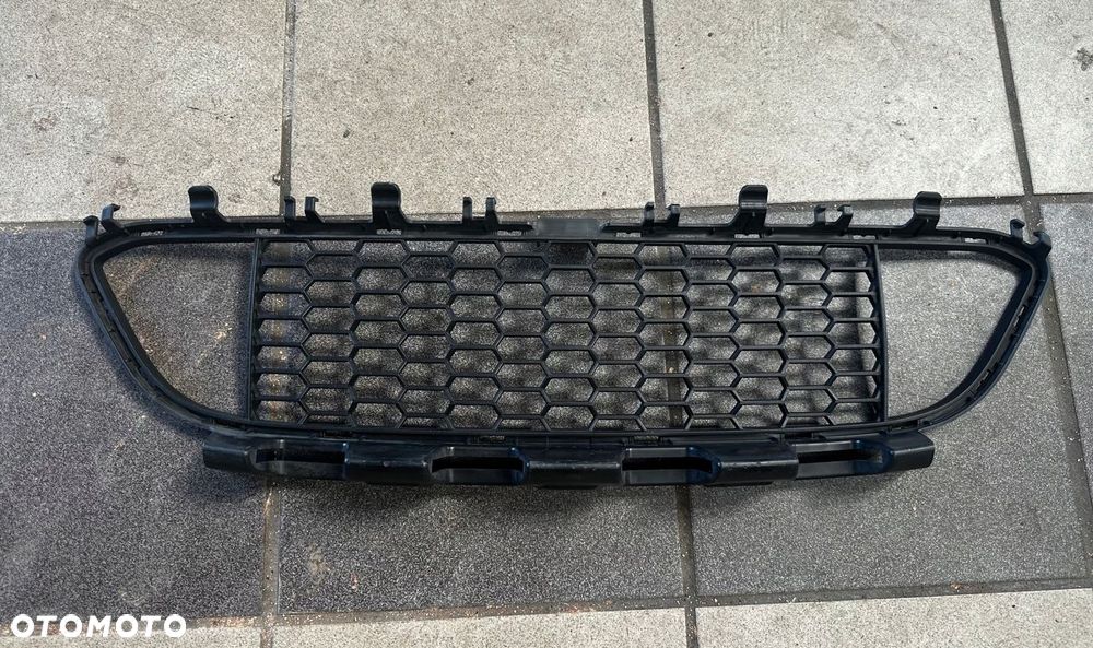 Atrapa Kratka w zderzak BMW F30 F 30 M Pakiet - 1