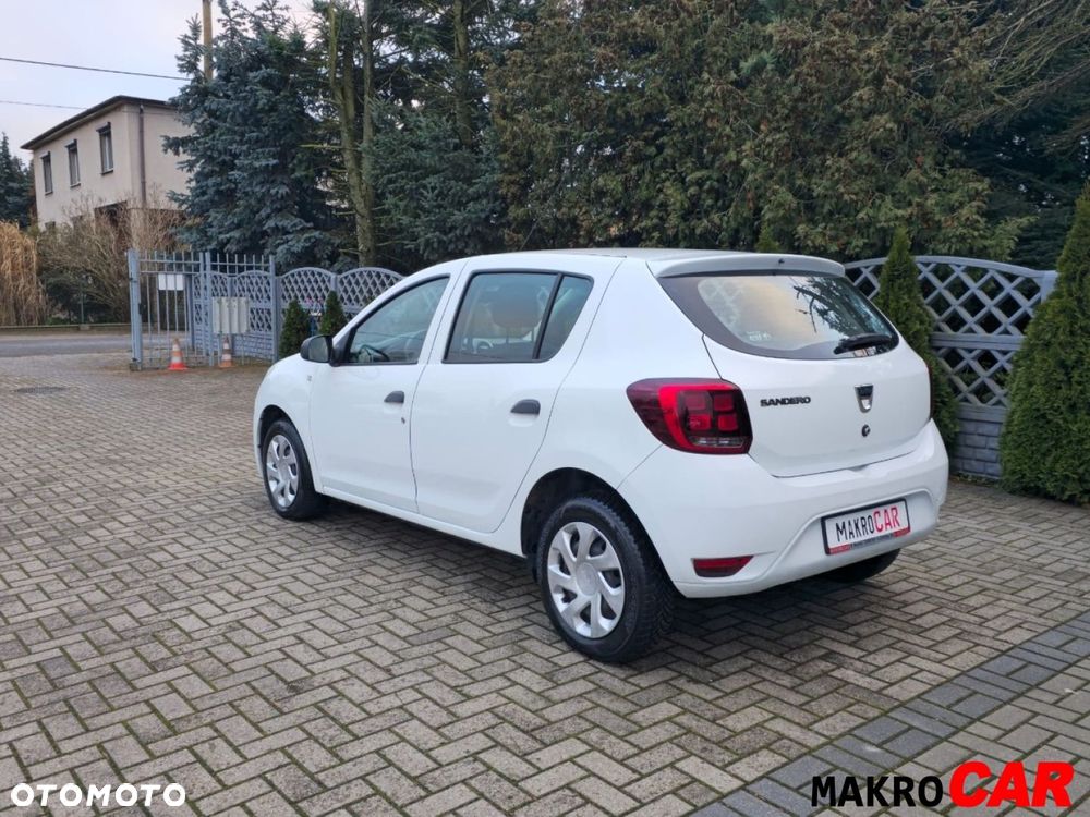 Dacia Sandero - 5