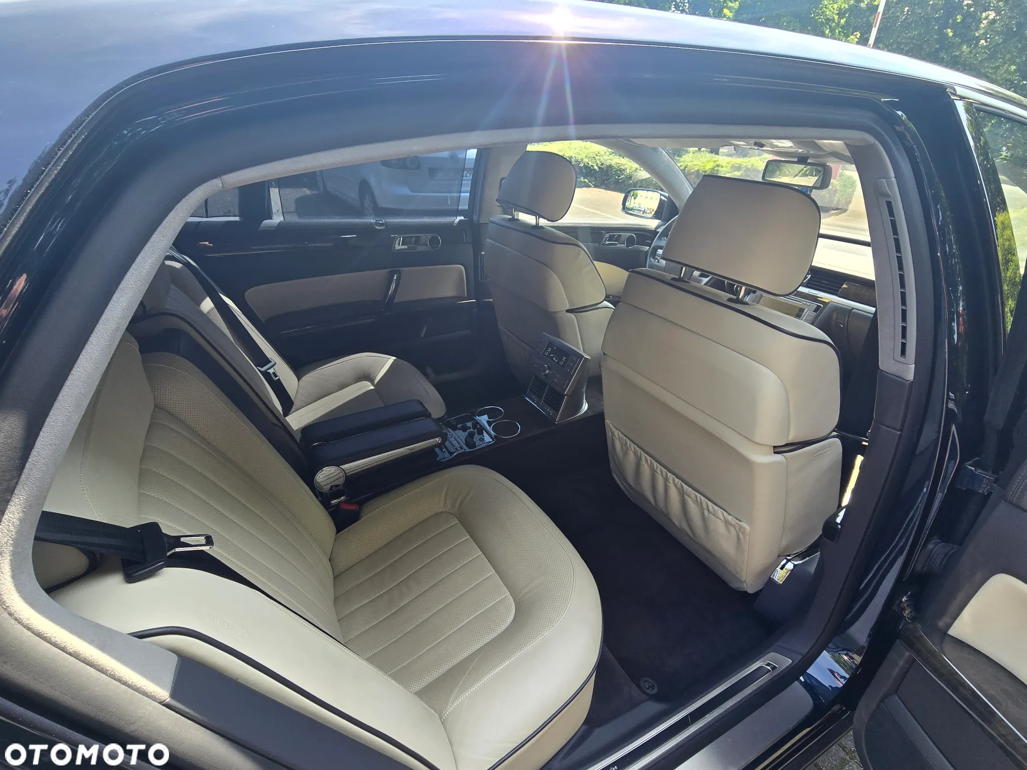 Volkswagen Phaeton 3.0 V6 TDI DPF 4MOTION Automatik (4 Sitzer) - 12