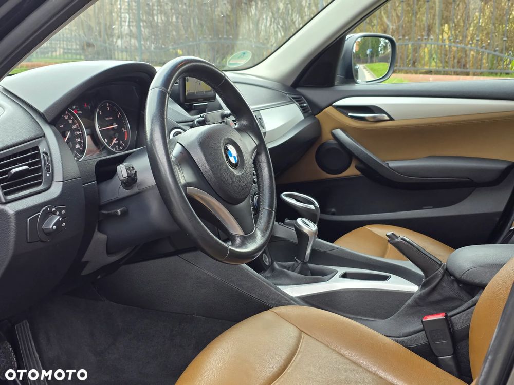 BMW X1 sDrive20d - 10