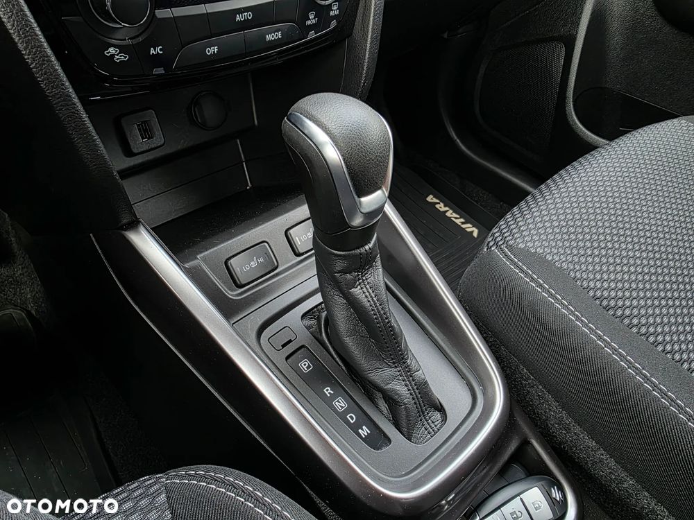 Suzuki Vitara 1.5 Strong Hybrid Premium 2WD AGS - 19