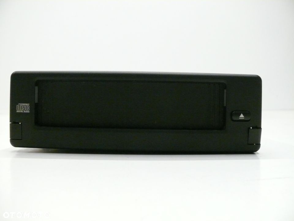 OBUDOWA ZMIENIARKI CD BMW 6 E63 E64 BMW 5 E60 E61 - 2