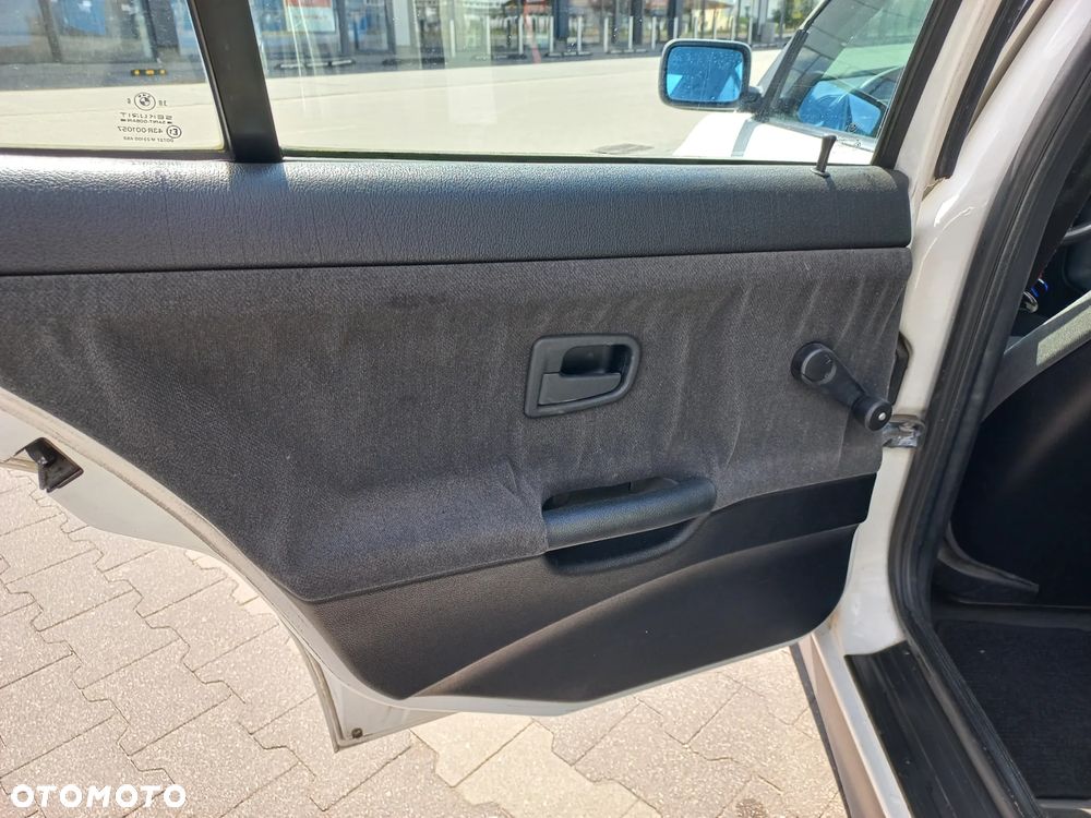 BMW Seria 3 - 23