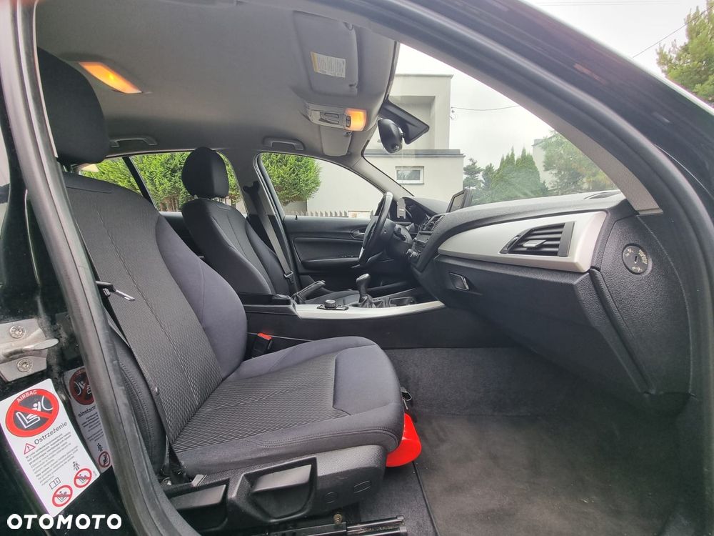 BMW Seria 1 114i - 17