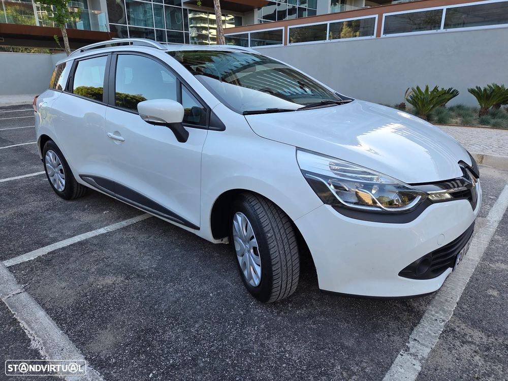 Renault Clio Sport Tourer 1.5 dCi - 11
