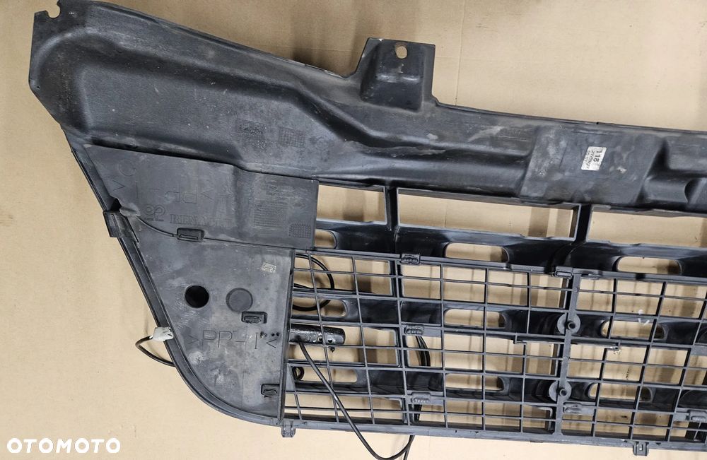 Renault Master III 3 grill atrapa - 5