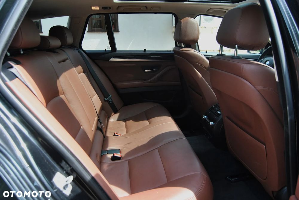 BMW Seria 5 520d Luxury Line - 8