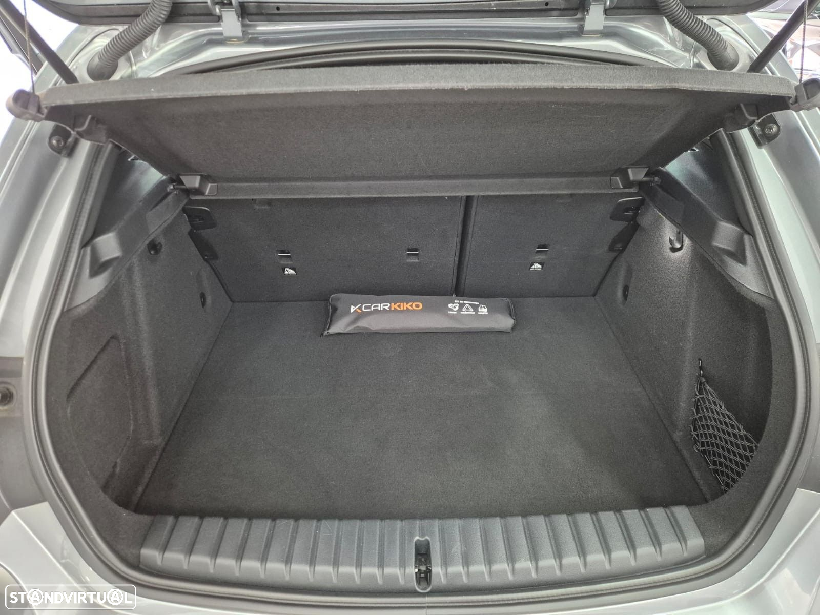 BMW 116 d Pack Desportivo M Auto - 17