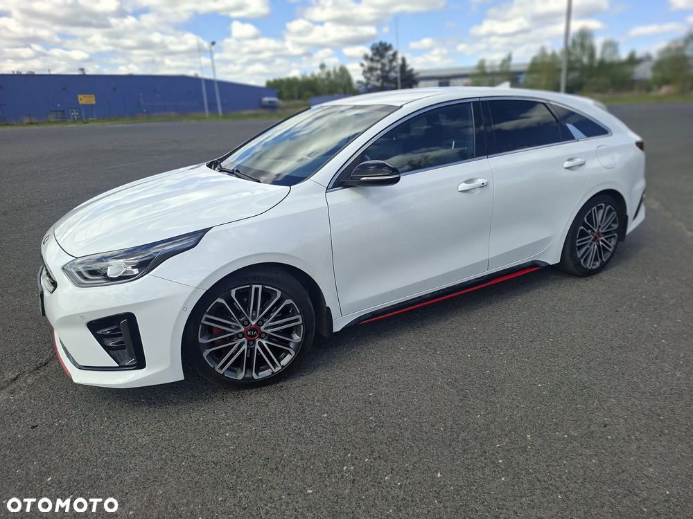 Kia ProCeed 1.6 T-GDI GT DCT - 31