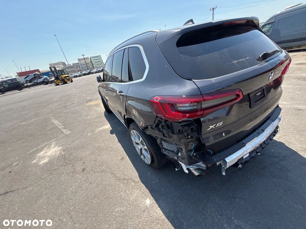 BMW X5 xDrive40i sport - 9