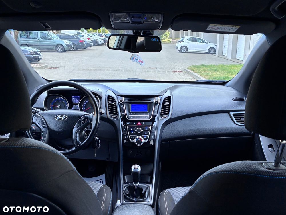 Hyundai i30 1.6 CRDi BlueDrive Go - 9