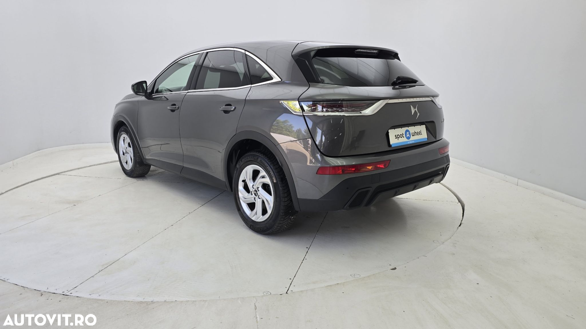 DS Automobiles DS 7 Crossback - 8
