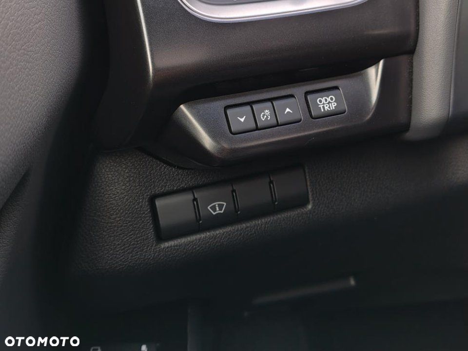 Lexus UX - 24