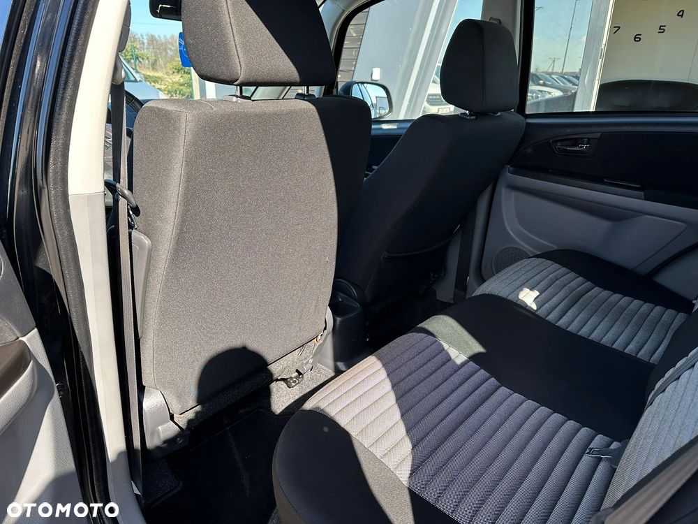 Suzuki SX4 1.6 Comfort 2012 - 16