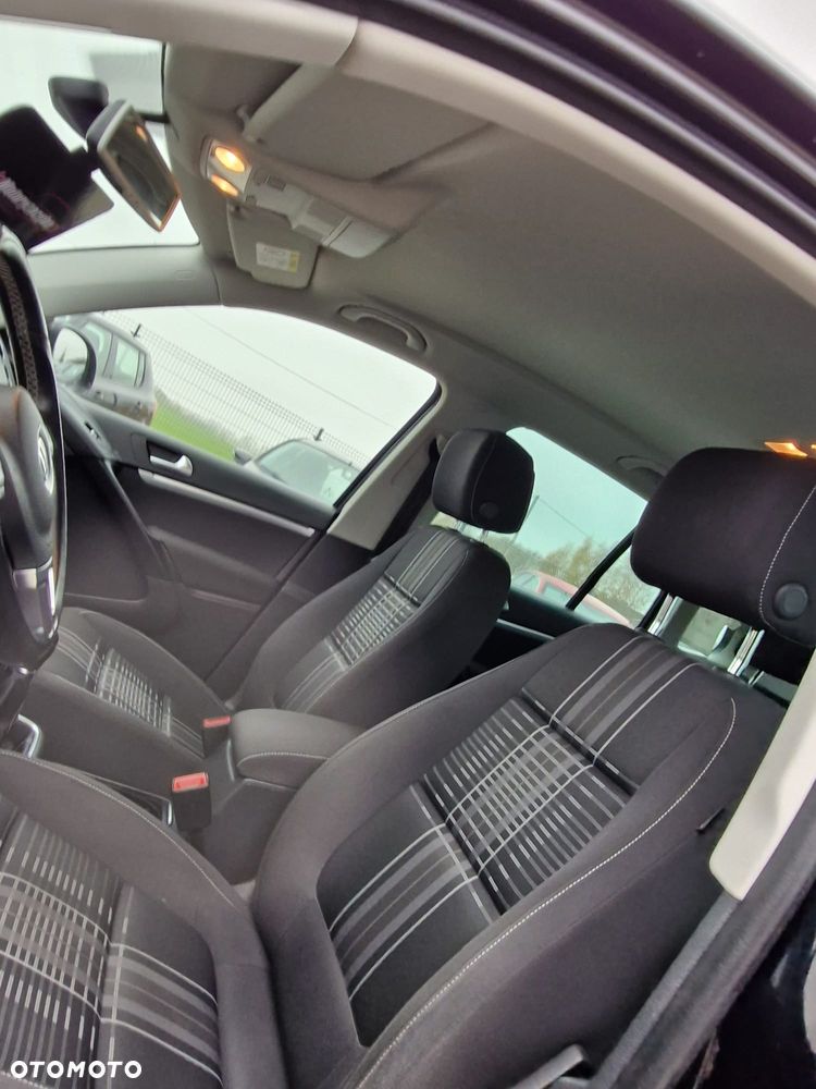 Volkswagen Tiguan - 29