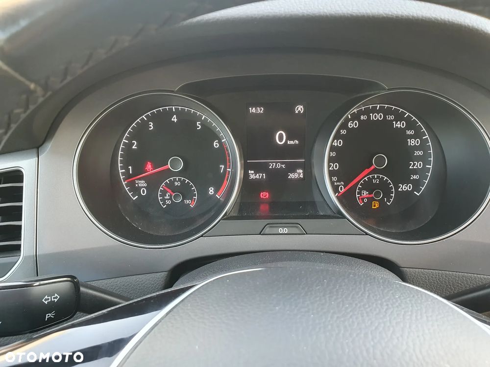 Volkswagen Golf Sportsvan - 15