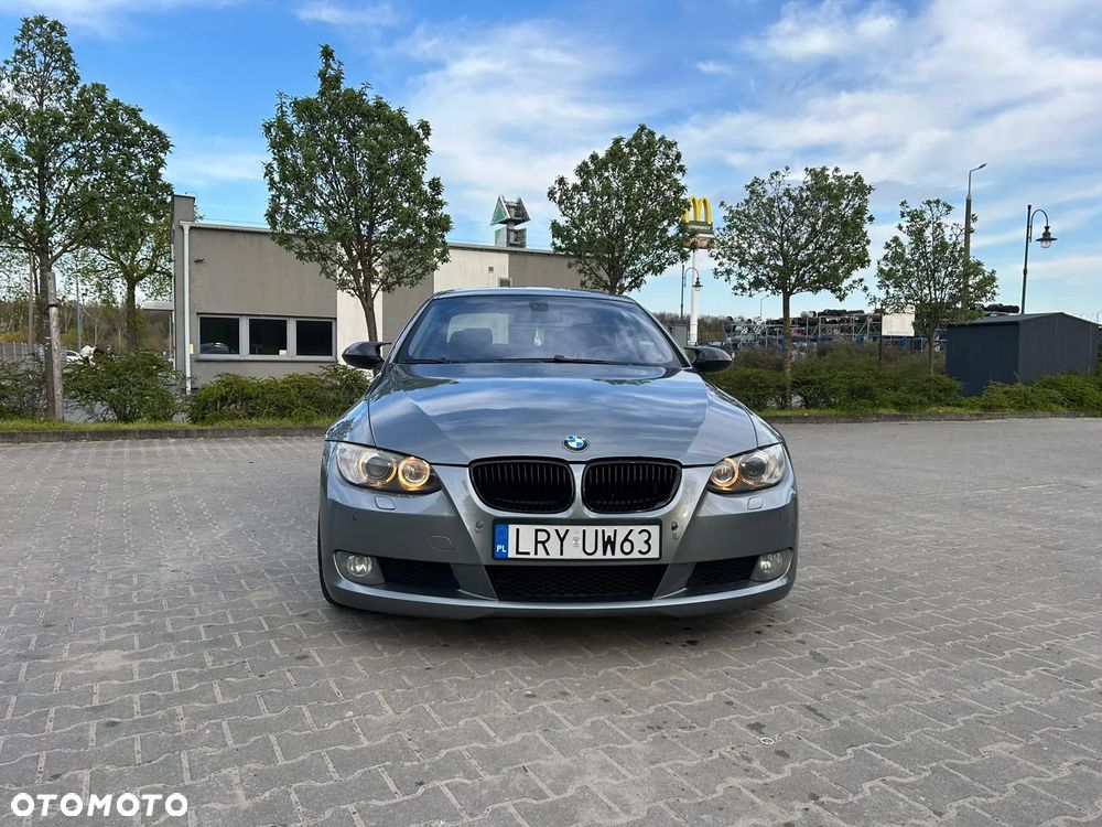 BMW Seria 3 330i xDrive - 2