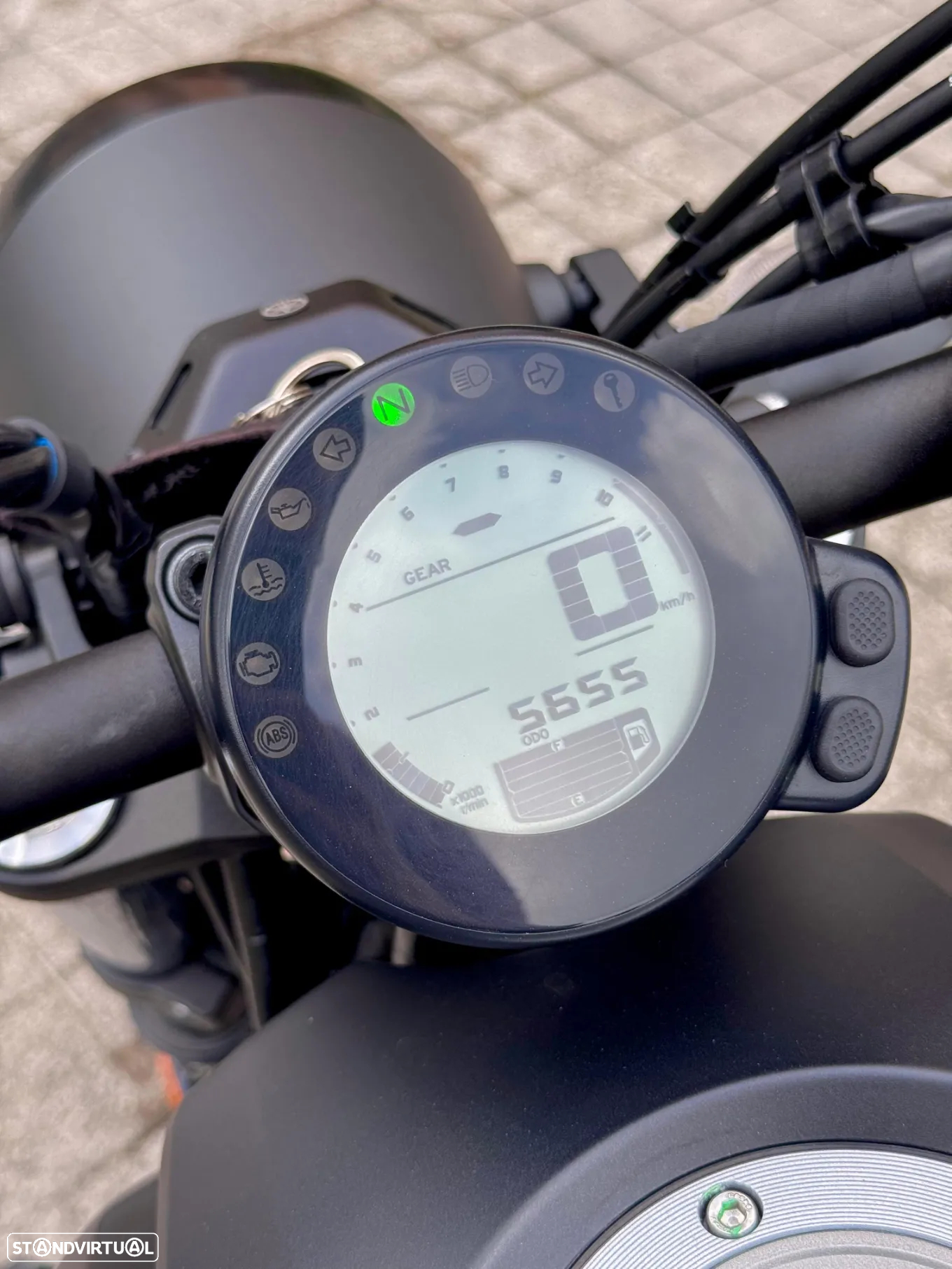 Yamaha XSR 700 - 9