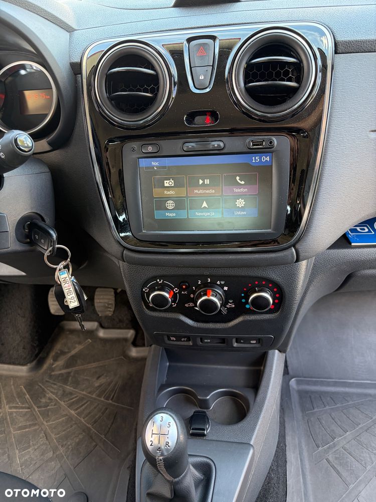 Dacia Lodgy 1.6 SCe Stepway S&S - 19
