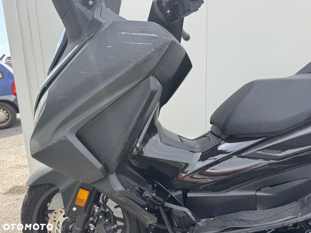 Honda NSS - 17