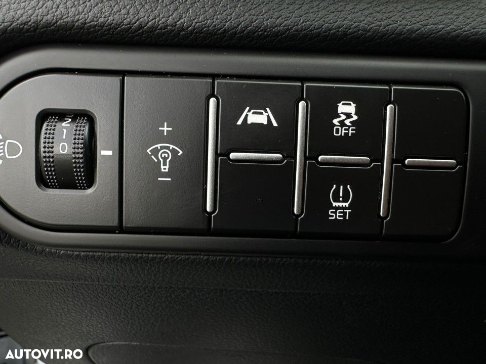 Kia Ceed 1.5 T-GDI 6MT Best - 19