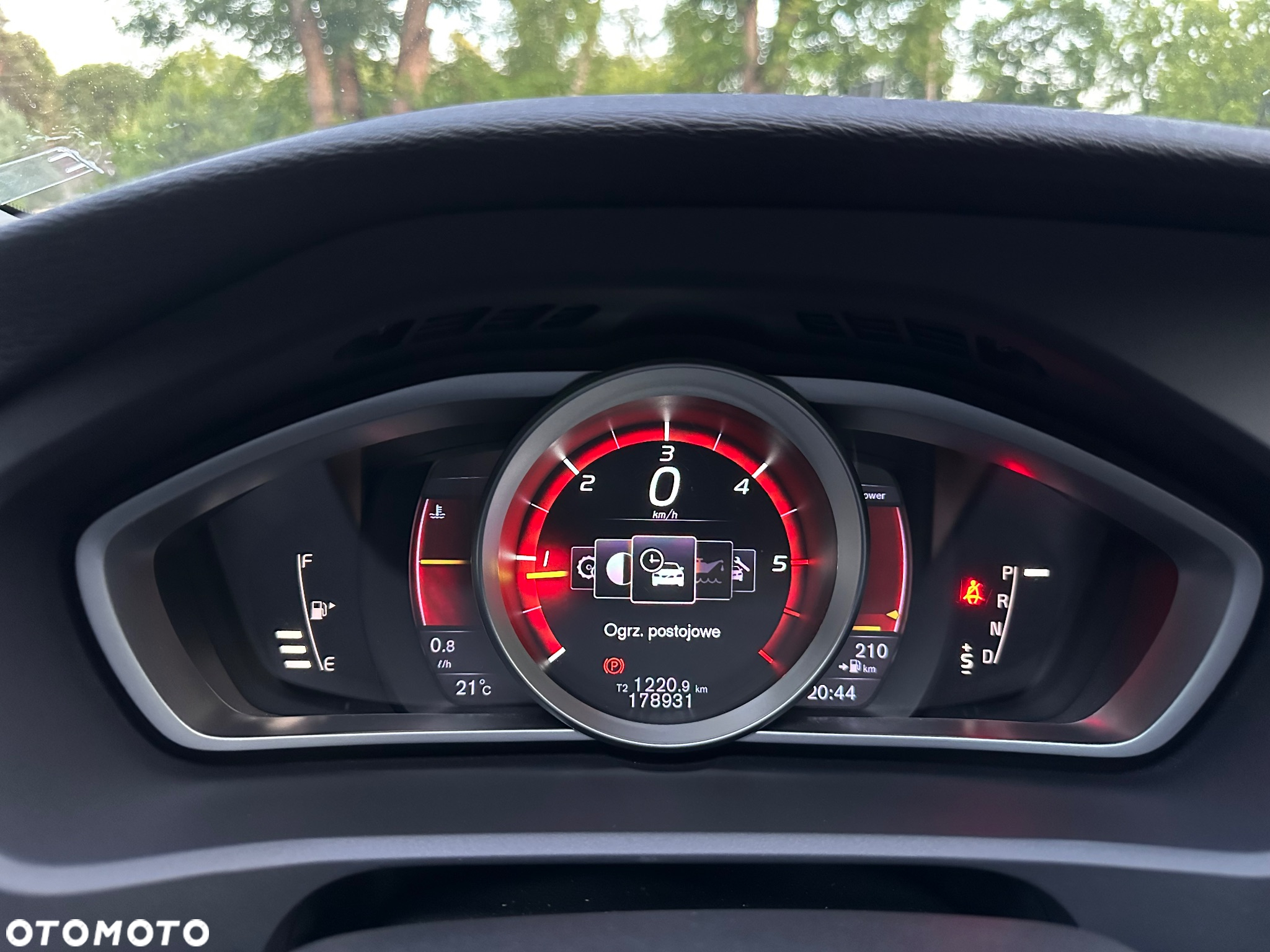 Volvo V40 - 20