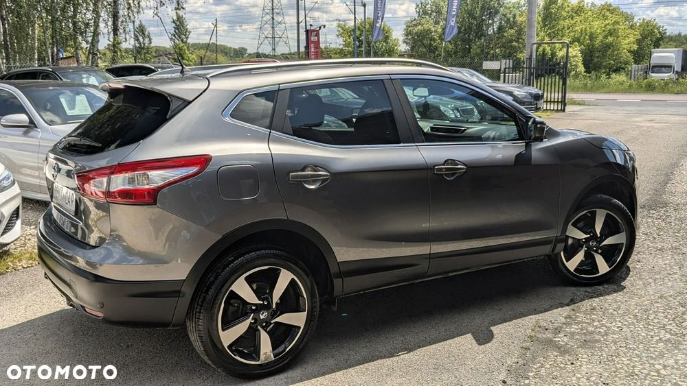 Nissan Qashqai - 12