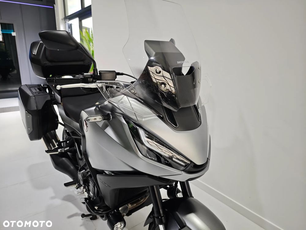 Honda NT - 10