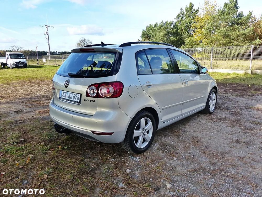 Volkswagen Golf Plus 2.0 TDI Comfortline - 8