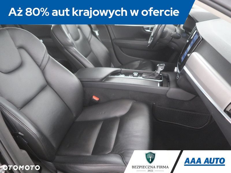 Volvo S90 - 11