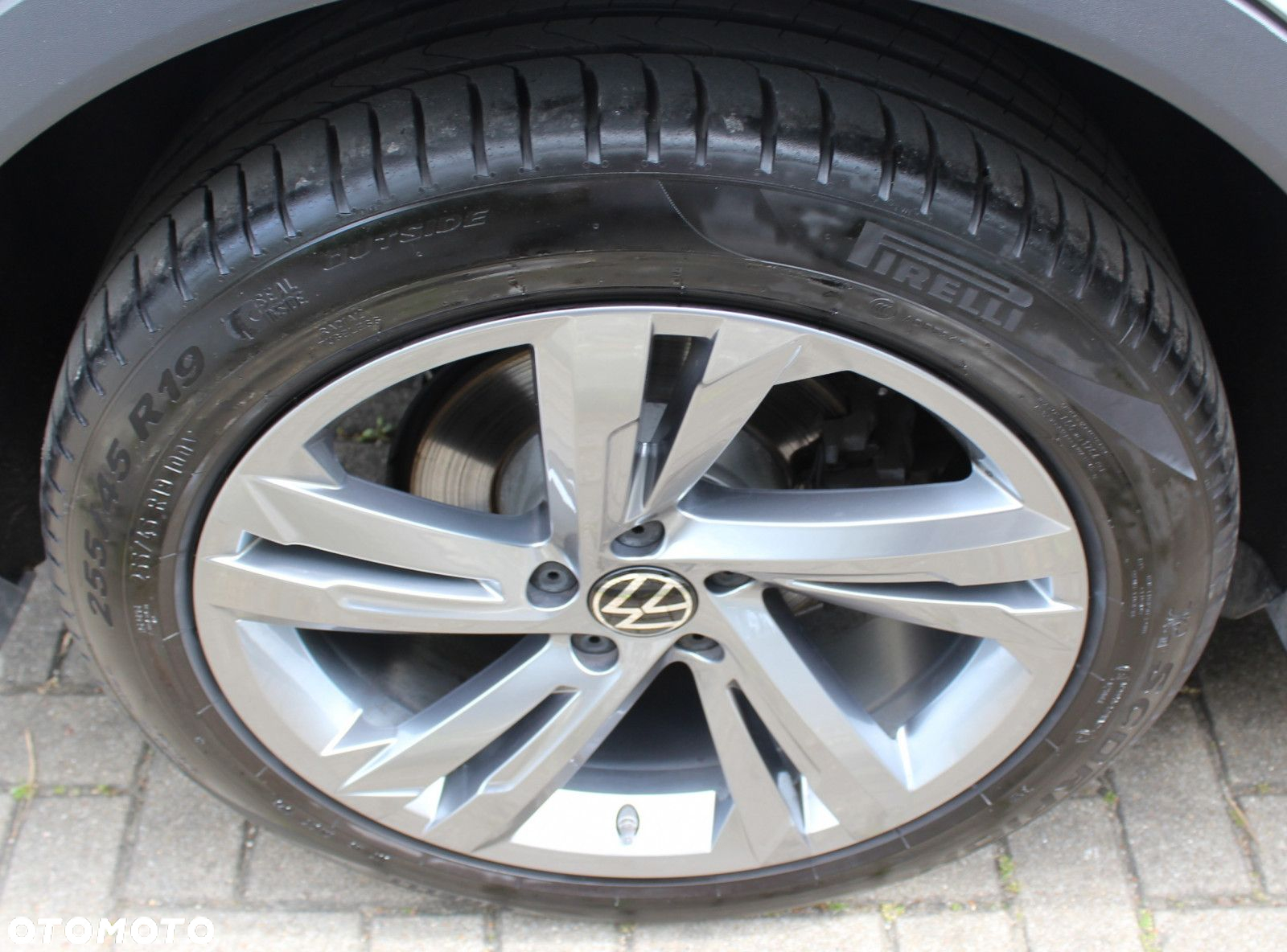 Volkswagen Tiguan 2.0 TDI SCR 4Mot R-Line DSG - 34