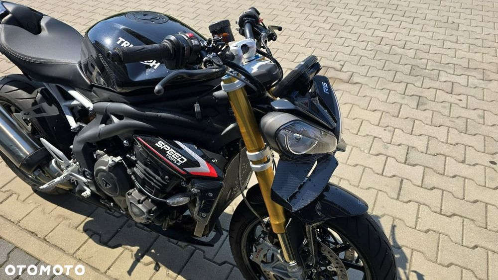 Triumph Speed Triple - 7