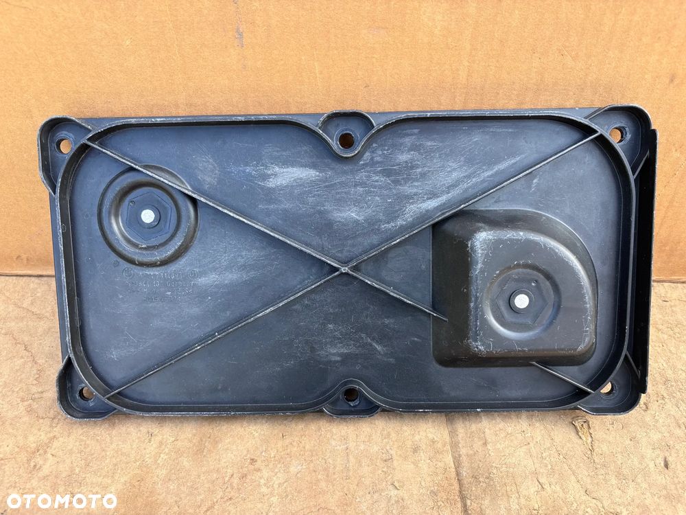 BMW 5 F11 Kombi Oryginalna Zaślepka Schowka Bagażnika Tył Prawy Wydech Dwie Rurki Podwójny 7314091 51717314091 - 1