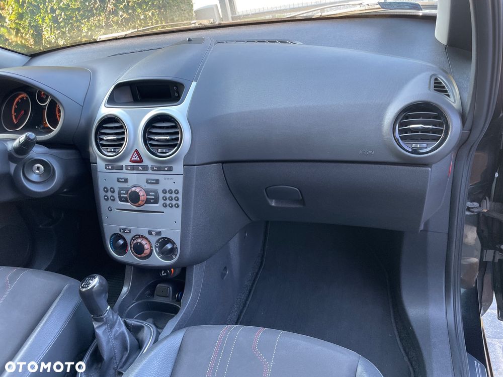 Opel Corsa - 12